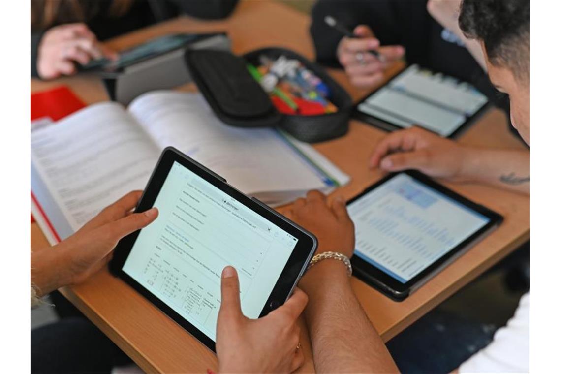 Landes Spd Fordert Tablet Oder Laptop F R Jeden Sch Ler