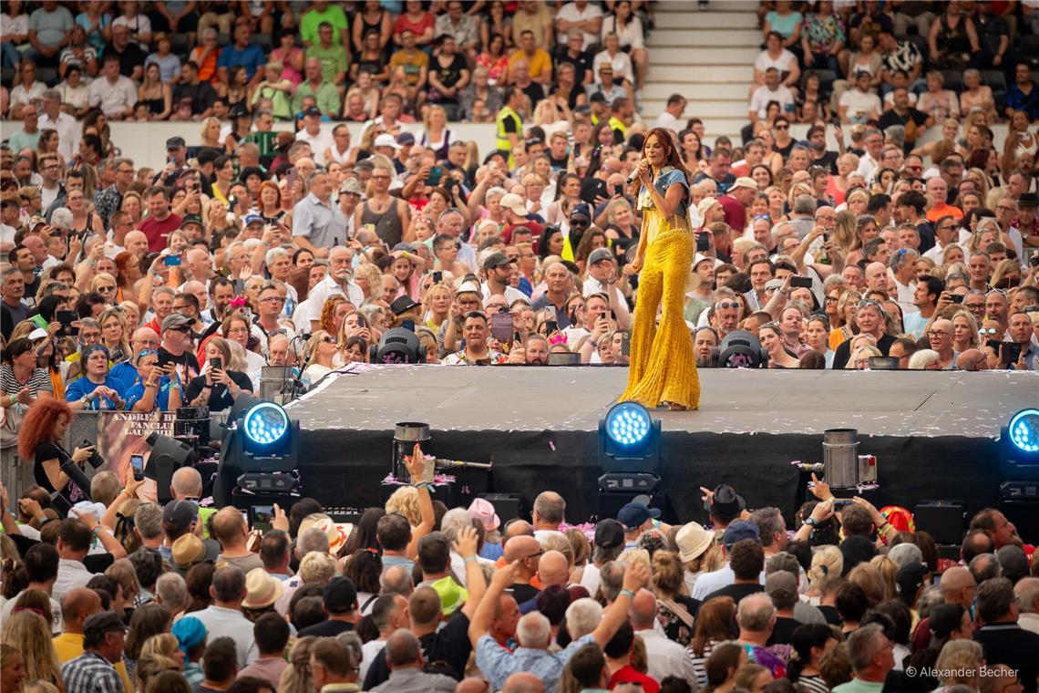 // 17. Heimspiel, Open Air Andrea Berg in der Arena in Aspach