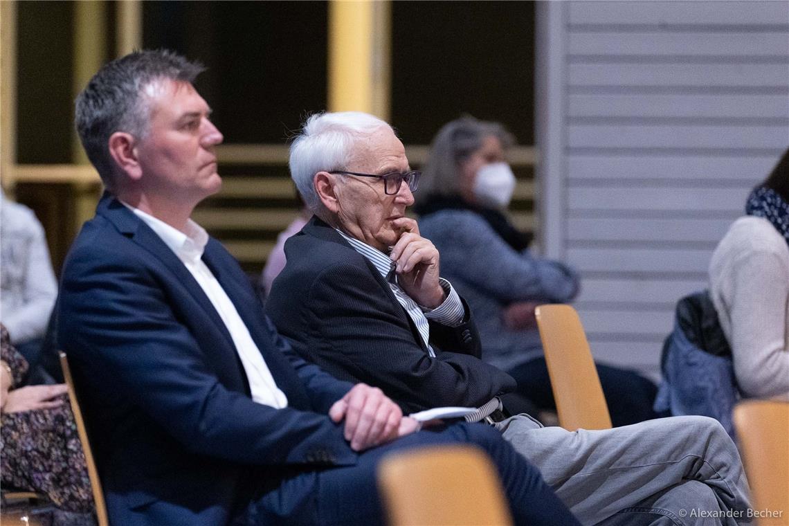 // BKZ-Wahlpodium, Bürgermeisterwahlen in Weissach im Tal, Podiumsveranstaltung ...