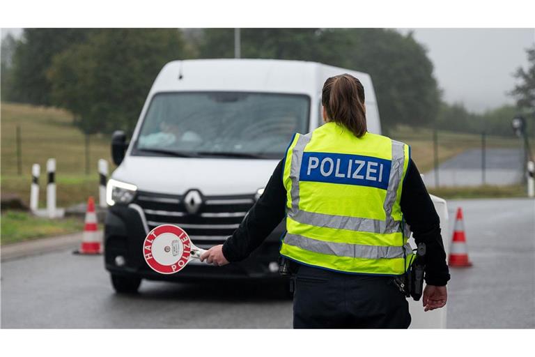 140 Tage nach Start der Grenzkontrollen an allen deutschen Grenzen zieht die Bundespolizei Bilanz. (Archivbild)