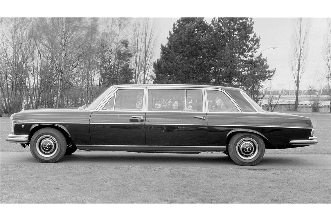 1967 wurde ein  300 SEL in der Langversion das heilige Fahrzeug.