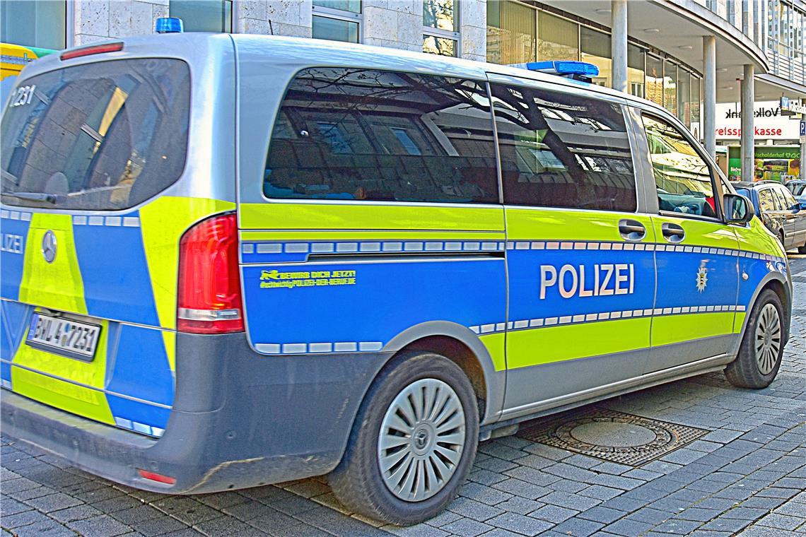 25-Jähriger droht mit Messer. Symbolfoto: Tobias Sellmaier.