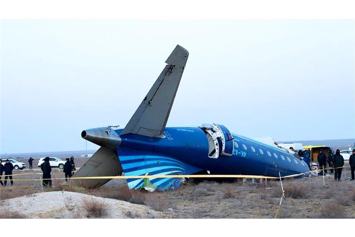 38 Menschen an Bord des Flugzeuges wurden getötet, es gab 29 Überlebende.