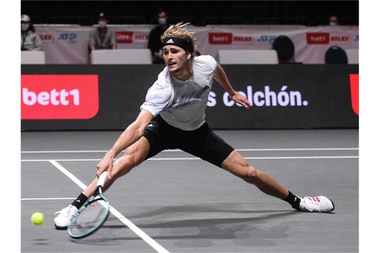 Alexander Zverev hat in Köln das Halbfinale erreicht. Foto: Jonas Güttler/dpa