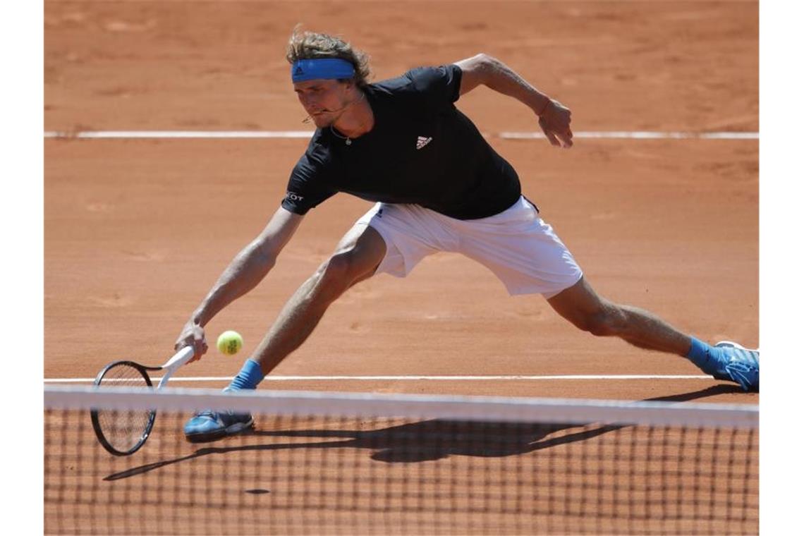 Struff und Zverev kämpfen um Viertelfinal-Einzug in Paris