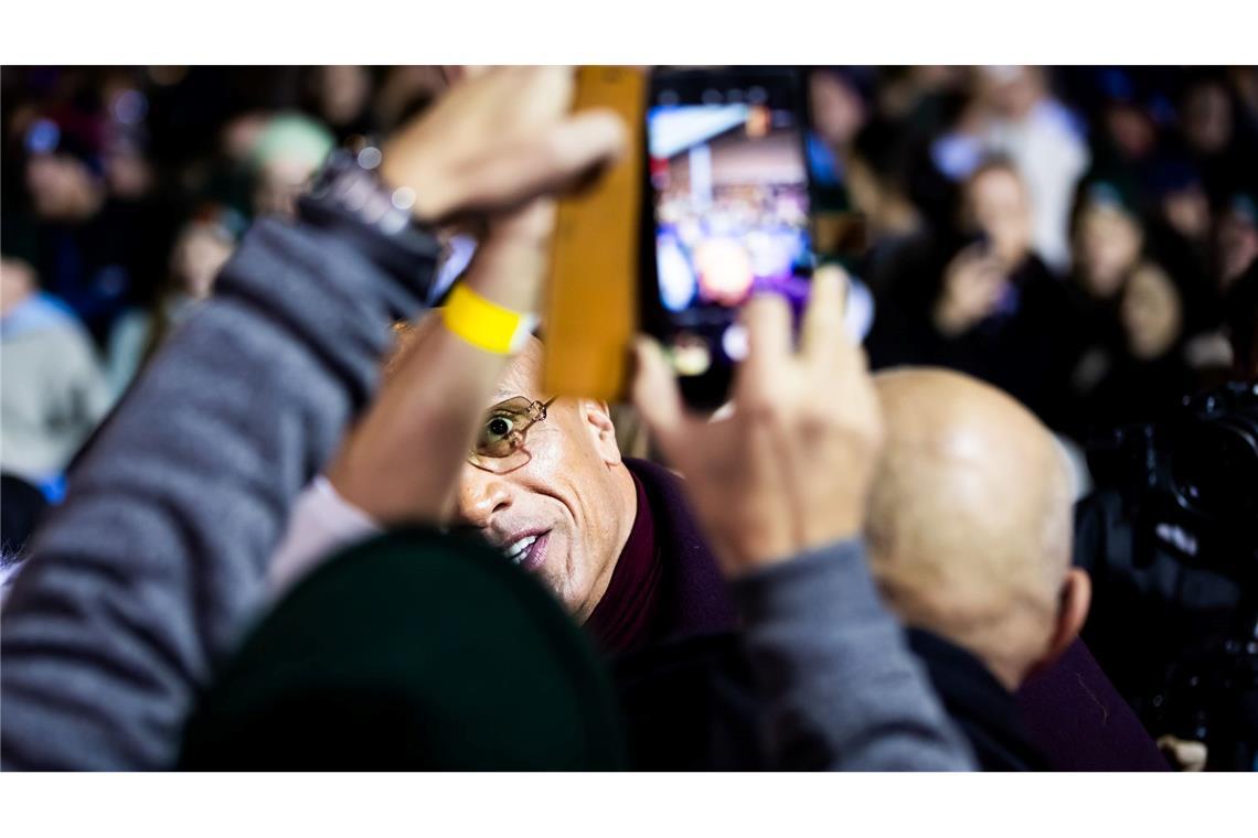 Alle Augen auf "The Rock": Dwayne Johnson in Berlin.