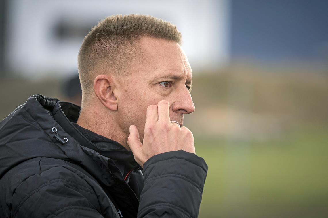 Allmersbachs Trainer Johannes Stanke war mit der Leistung zufrieden, mit dem Ergebnis nicht. Foto: Alexander Becher