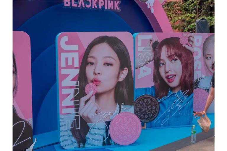 Als Teil der Band "BLACKPINK" wurde Jennie weltbekannt. Jetzt bringt sie ein Soloalbum raus.