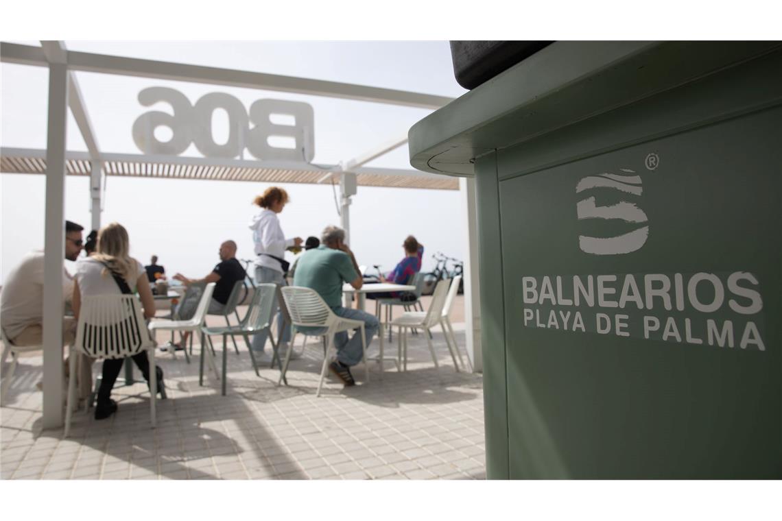 "Kommt nicht!" - Wut auf Mallorca wächst vor Rekordsaison Am Ballermann, der liebsten Partymeile der deutschen Urlauber, werden Hotels und Bars immer teurer. (Archivfoto)