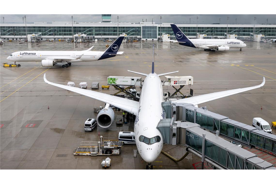 Am Flughafen München steht ein Warnstreik an. (Archivbild)