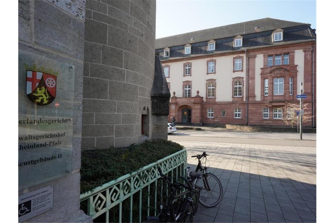 Staatsfolter in Syrien: War der Angeklagte Opfer oder Täter? Am Oberlandesgericht in Koblenz wird gegen einen Syrer verhandelt, der Agent des staatlichen Allgemeinen Geheimdienstes in Syrien gewesen sein soll. Foto: Thomas Frey/dpa/Archivbild