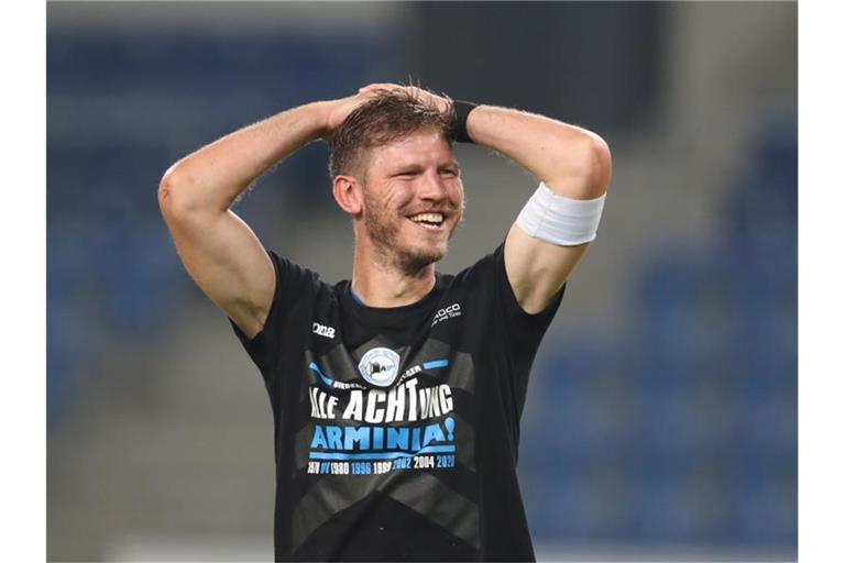 Am Samstag gegen den FC Bayern wäre für Fabian Klos ein guter Moment, alle Zweifler mit einem Bundesliga-Tor für Bielefeld zu überzeugen. Foto: Friso Gentsch/dpa