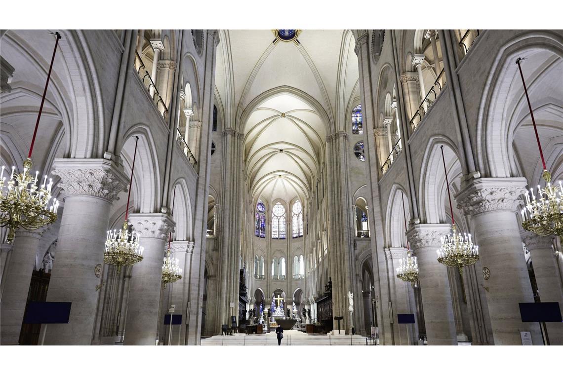 Am Sonntag soll dann die erste Messe nach dem Brand in der Kathedrale stattfinden.