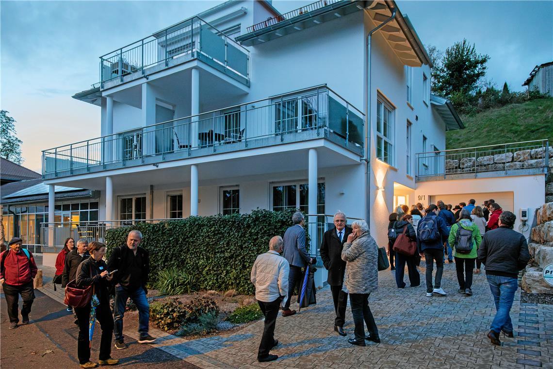 Am Waldsee ist ein Apartmenthaus als Anbau des Restaurants Kulinarium (links) entstanden, in dem Gäste übernachten können. Fotos: Stefan Bossow