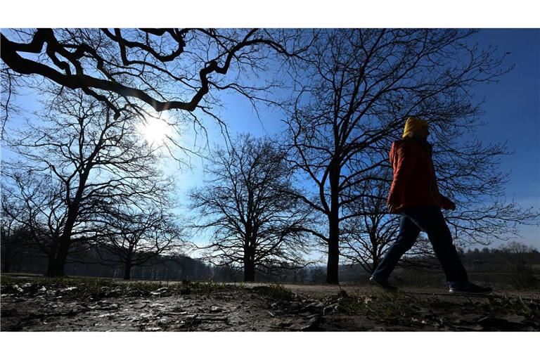 Am Wochenende erwarten die Menschen zweistellige Temperaturen.