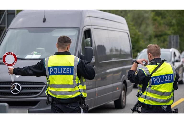 An allen deutschen Bundesgrenzen finden derzeit Grenzkontrollen statt.