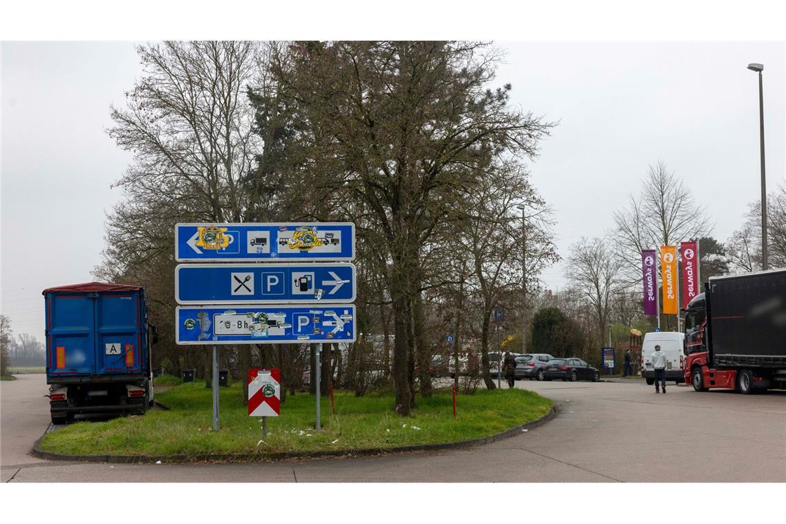 An der Autobahn-Raststätte Alsbach-Hähnlein kam es zu einem weiteren Polizeieinsatz.