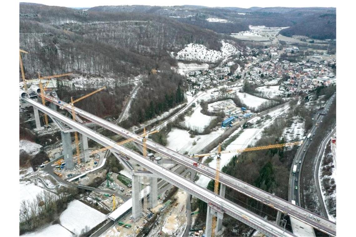 An der Filstalbrücke bei Mühlhausen im Täle wird gebaut. Foto: Felix Kästle/dpa/Archivbild