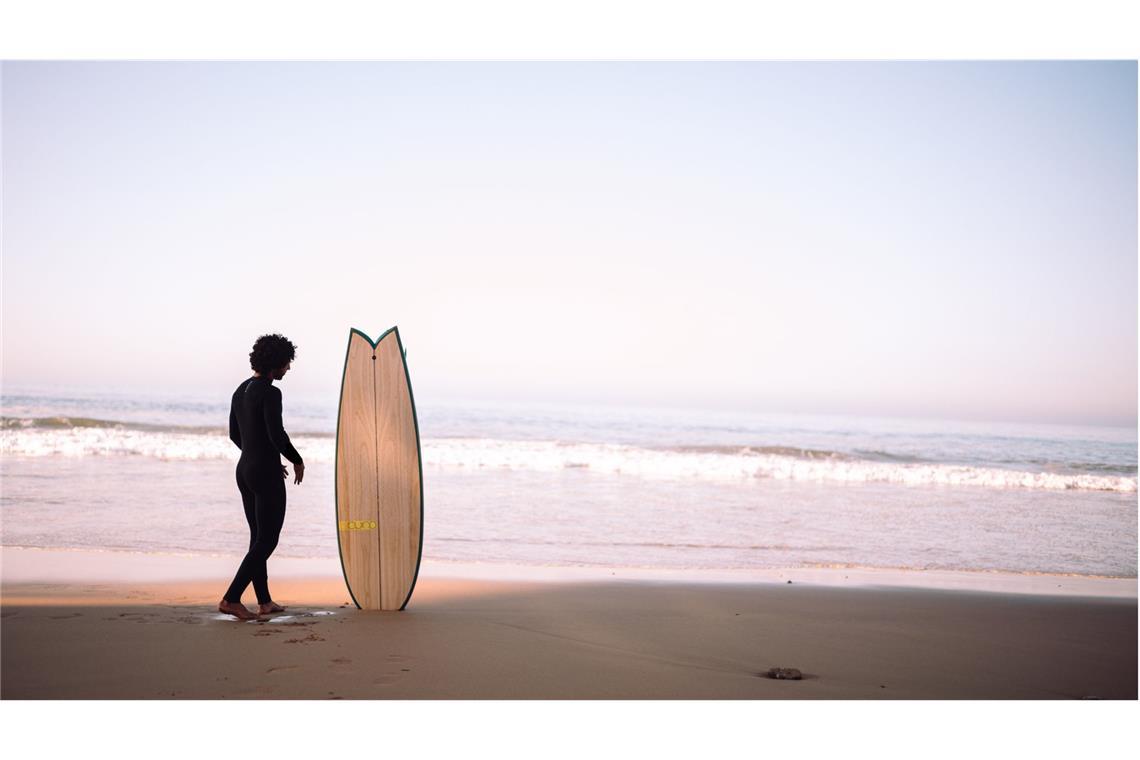 Auch an den Küsten mehrerer Länder kommen die Surfboards  zum Einsatz. Patrick Baur, einer der drei Tübinger, hat die Boards auf seinen Reisen  Surfern mit großer Reichweite in den Sozialen Medien zum Testen überlassen.