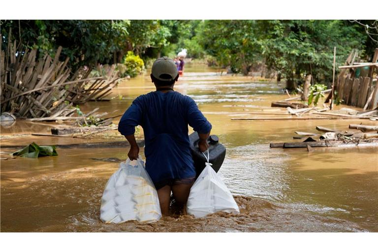 Auch die Menschen in Myanmar kämpfen mit Überflutungen.