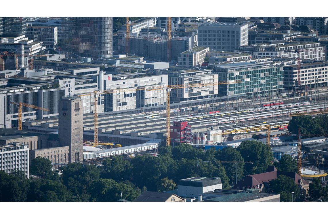 Auf dem Gleisvorfeld des Hauptbahnhofs will die Stadt bauen - doch das dürfte schwierig werden (Archivfoto).