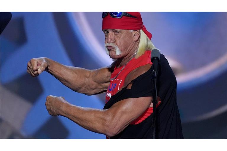 Auf der Bühne beim Parteitag der Republikaner ist Hulk Hogan ein bejubelter Stargast.