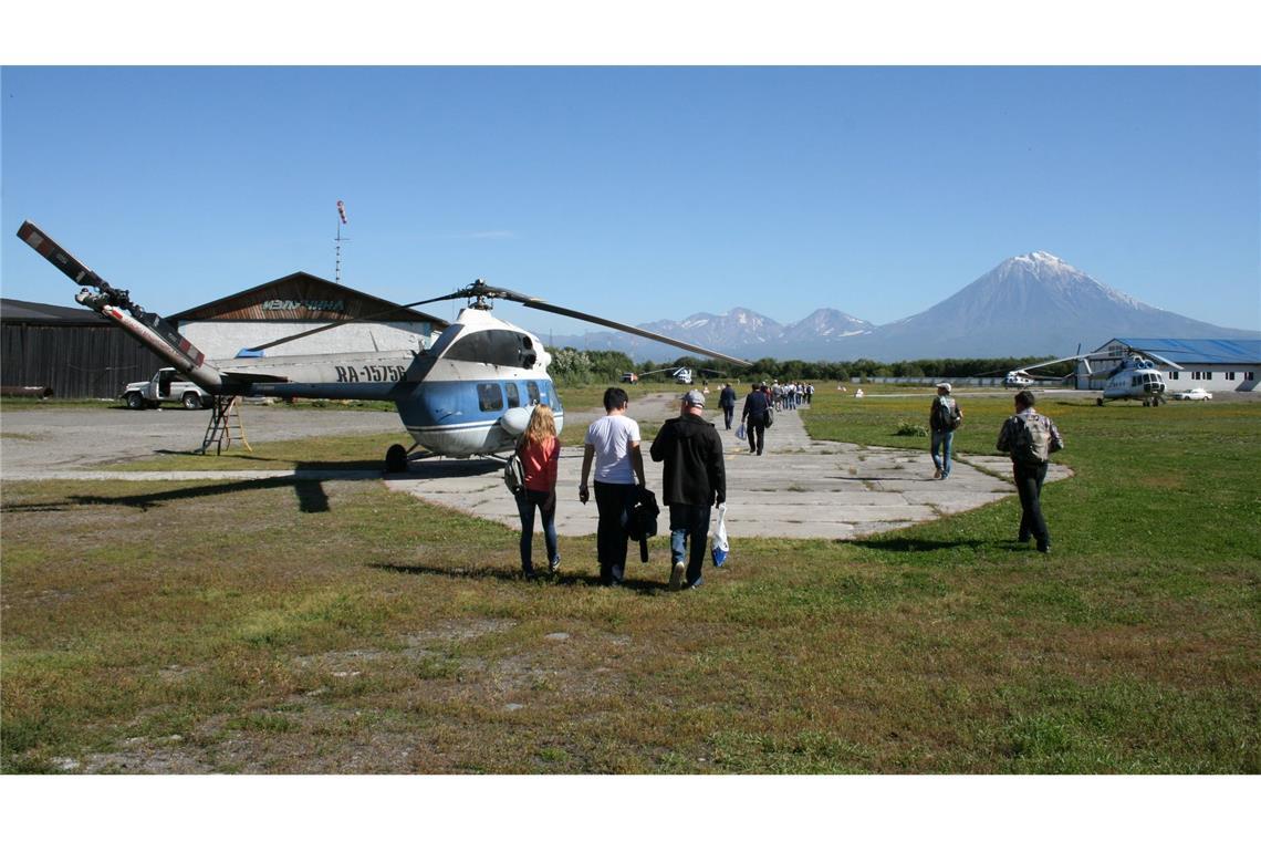 Ausflüge im Hubschrauber auf Kamtschatka sind bei Touristen besonders beliebt, immer wieder kommt es aber auch zu Zwischenfällen. (Archivbild)