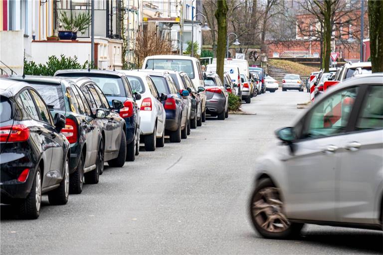 Autos in Innenstädten – ein Thema, das für viel politischen Gesprächsstoff sorgt.Autos in Innenstädten – ein Thema, das für viel politischen Gesprächsstoff sorgt.