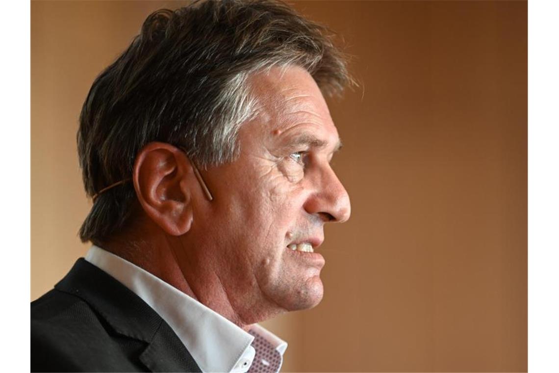 Minister Lucha: „Nach wie vor kein kursierender Erreger“ Baden-Württembergs Gesundheitsminister Manne Lucha (Bündnis 90/Die Grünen) bei einer Veranstaltung. Foto: Felix Kästle/dpa/Archivbild
