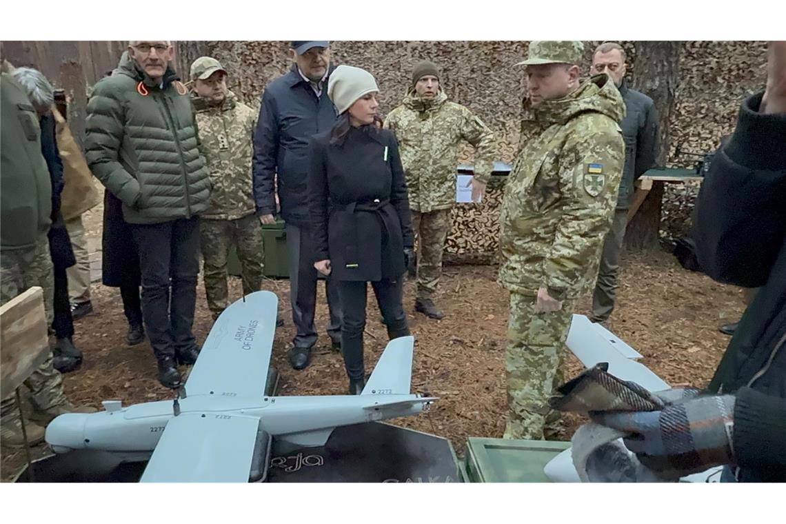 Baerbock hat der Ukraine schon bei mehreren Solidaritätsbesuchen ihrer Unterstützung versichert. (Archivbild)