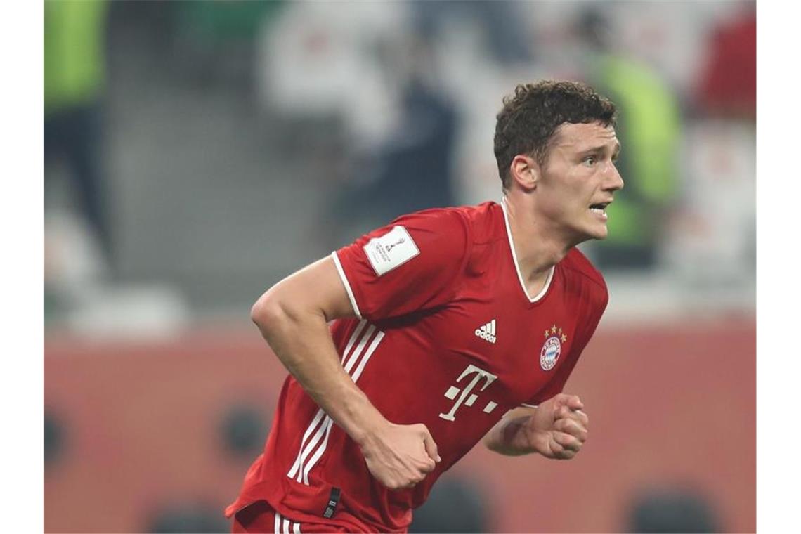 Nächster Corona-Fall beim FC Bayern: Auf Müller folgt Pavard Bayern-Profi Benjamin Pavard wurde positiv auf das Coronavirus getestet. Foto: Mahmoud Hefnawy/dpa