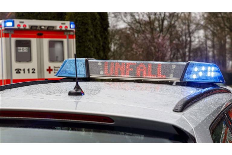 Bei einem Unfall im Kreis Ravensburg sind neun Menschen verletzt worden (Symbolfoto).