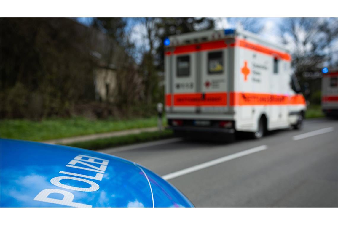 Bei einem Unfall im Kreis Waldshut sind zwei Menschen ums Leben gekommen (Symbolfoto).