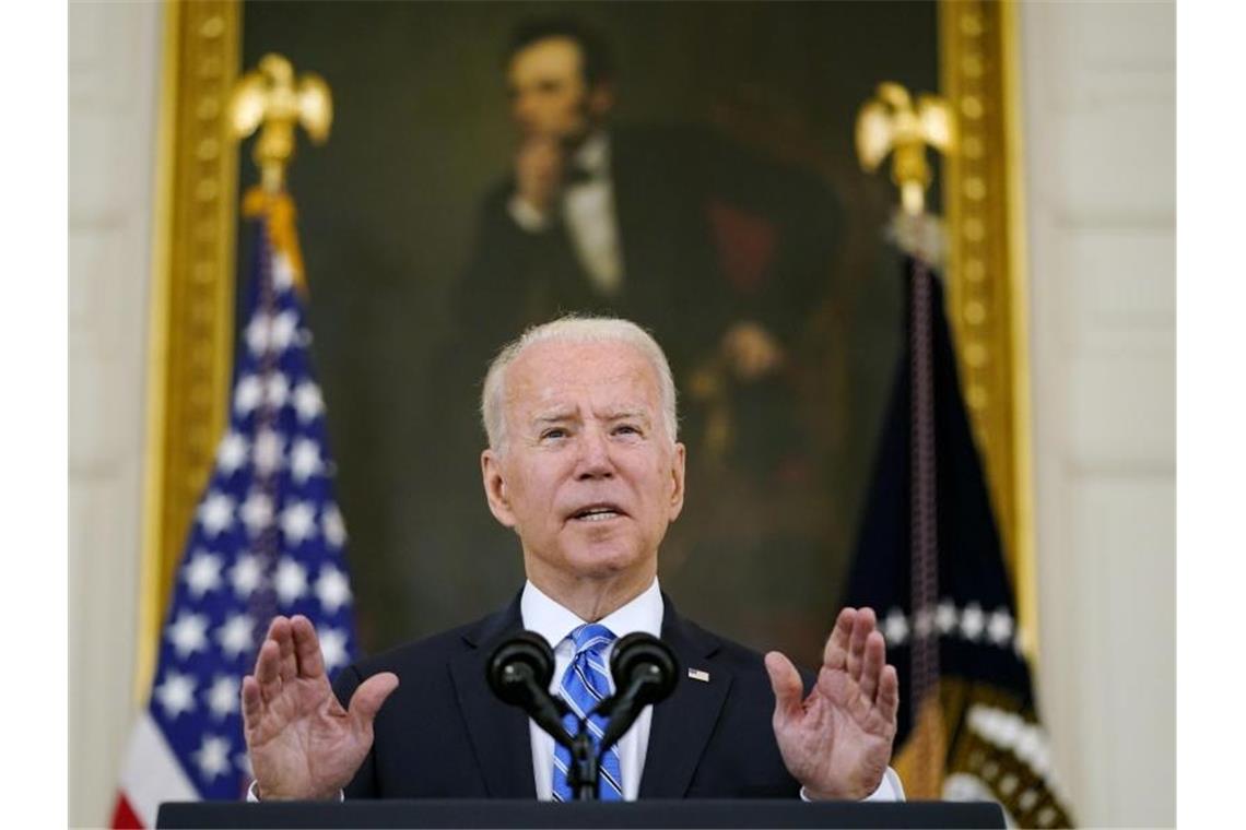 US-Senat vor endgültigem Votum über Infrastrukturpaket Beim Votum über das gewaltige Infrastrukturpaket ist US-Präsident Joe Biden auch auf Stimmen der Republikaner angewiesen. Foto: Andrew Harnik/AP/dpa