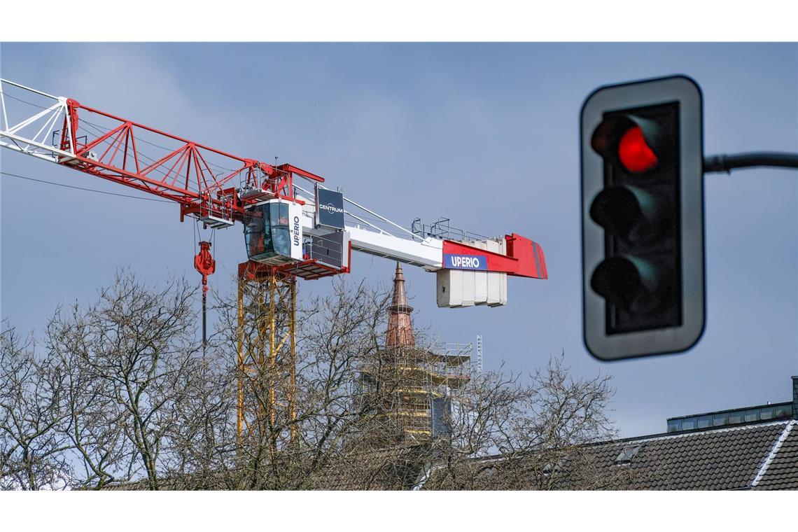 Beim Wohnungsbau stehen die Zeichen derzeit auf Rot in Deutschland. (Symbolbild)