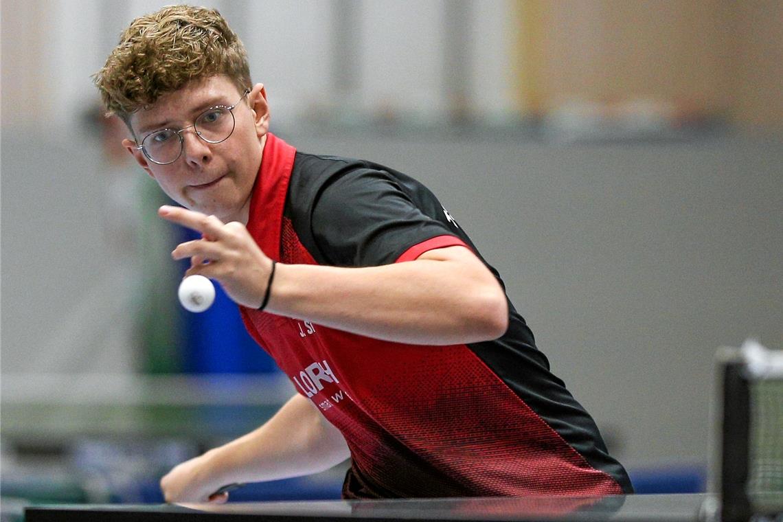 Jugend forsch im Kampf um Tischtennistitel Belegte Platz eins im Doppel und Rang zwei im Einzel: Jonah Senge vom Verbandsligisten TSV Oberbrüden. Foto: A. Becher