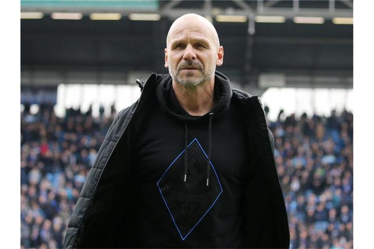 Bernhard Trares, Trainer von Waldhof Mannheim. Foto: Michael Deines/dpa/Archivbild