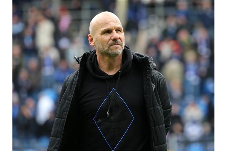 Bernhard Trares, Trainer Waldhof Mannheim. Foto: Michael Deines/dpa