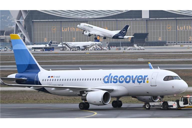 Beschäftigte bei Discover Airlines sind zum Streik aufgerufen.