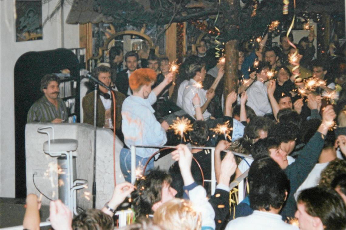 Beste Stimmung war im Hula Hoop immer garantiert. Der Partytempel hatte an sechs, manchmal sogar an allen sieben Tagen geöffnet.