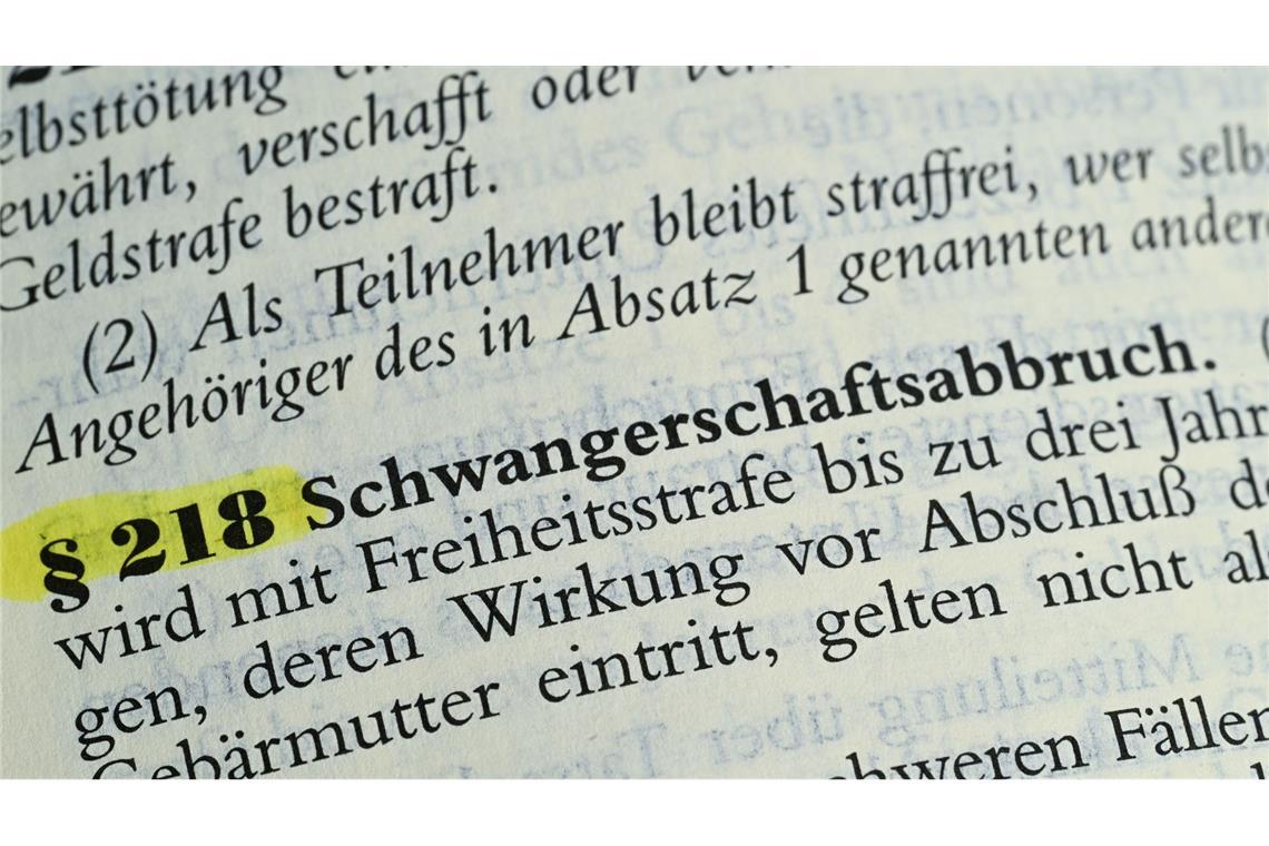 Bisher steht Schwangerschaftsabbruch im Strafgesetzbuch.