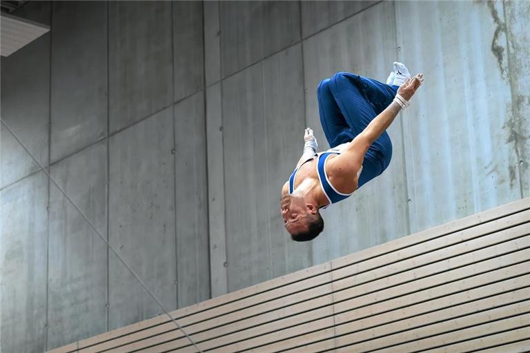 Björn Kuhn und die TSG-Turner haben den Klassenverbleib auf direktem Weg noch nicht ganz aus den Augen verloren. Foto: Chris Cocks