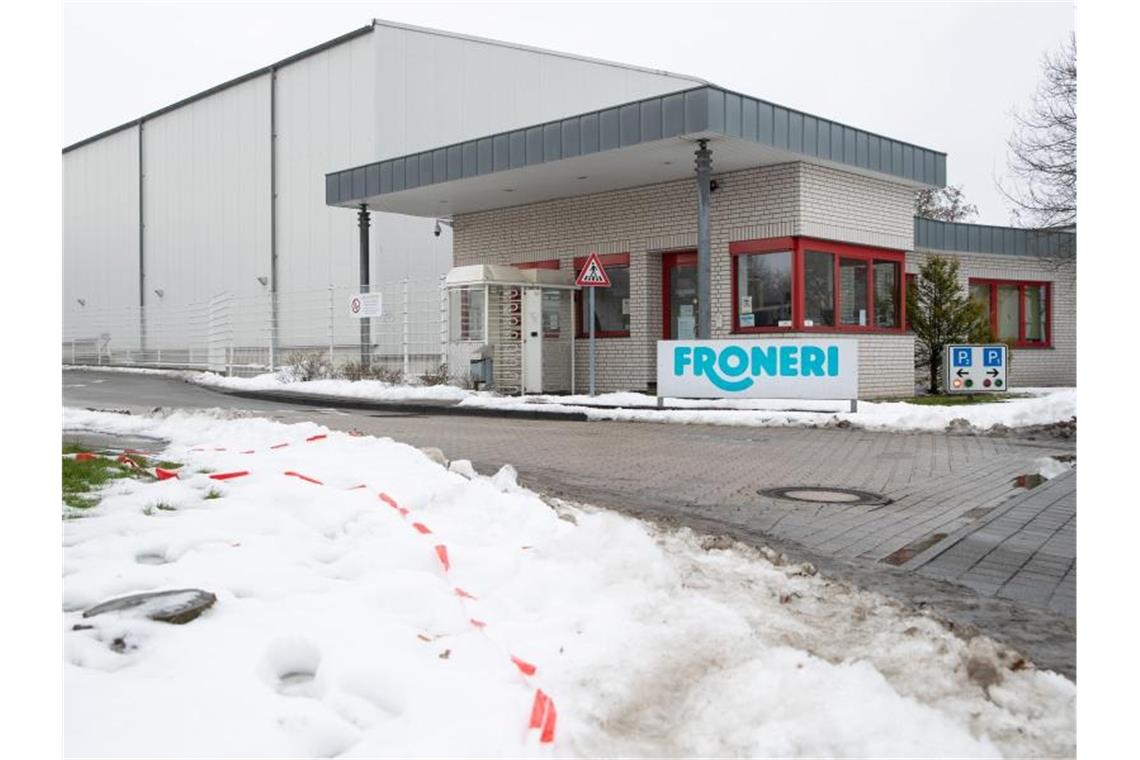 Mutanten-Ausbrüche in Hamm und Osnabrück - Quarantäne Blick auf die Eisfabrik von Froneri. In dem Werk ist es zu einem größeren Corona-Ausbruch gekommen. Foto: Friso Gentsch/dpa