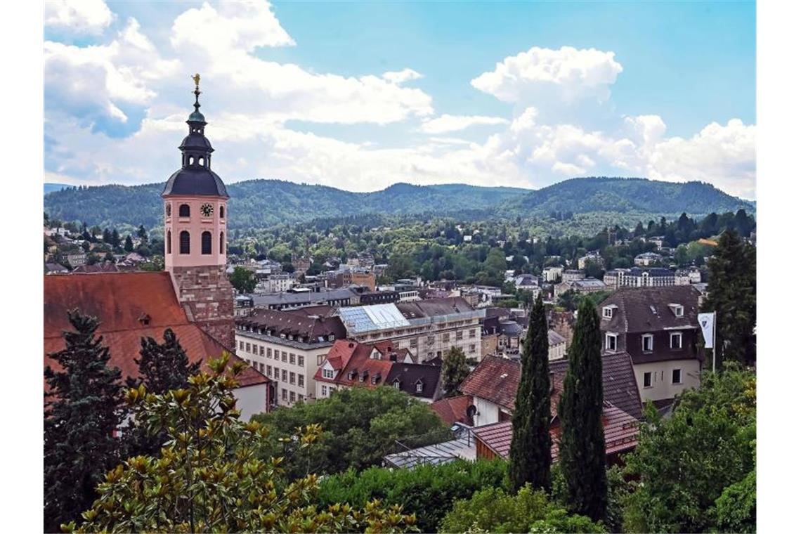 Blick auf die Innenstadt von Baden-Baden. Foto: Uli Deck/dpa/Archivbild