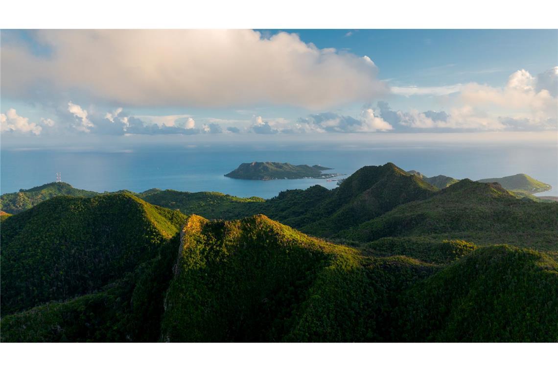 Blick auf die Insel Providence, die zum Archipel von San Andres im Karibischen Meer gehört. In Kolumbien findet seit Montag die Weltnaturkonferenz statt.