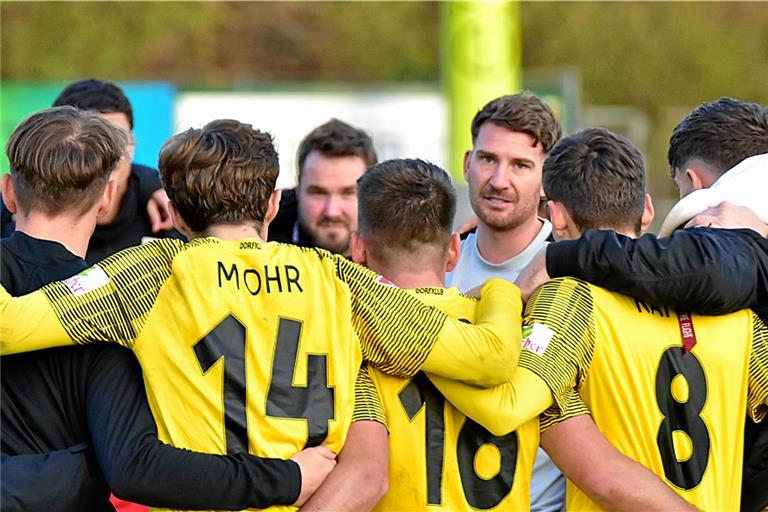 Blickt nach dem klasse Auftritt seiner Elf in Balingen nun gespannt aufs Heimspiel gegen Oberachern: Pascal Reinhardt. Foto: Tobias Sellmaier