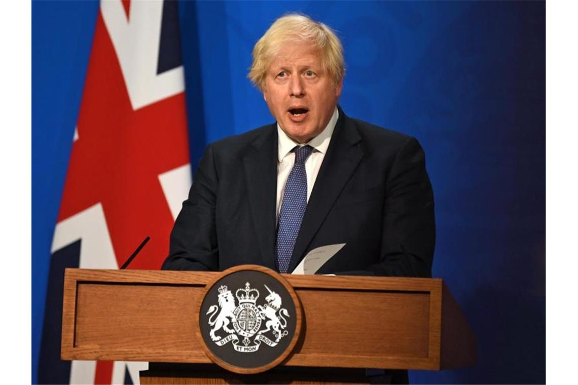 England beendet fast alle Corona-Maßnahmen am 19. Juli Boris Johnson äußert sich bei einer Pressekonferenz zur Corona-Pandemie. Foto: Daniel Leal-Olivas/PA Wire/dpa