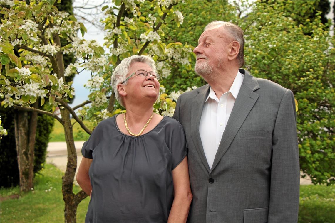 Eine schwäbische Erfolgsgeschichte Brigitte und Alfred Sammet aus Althütte sind seit 50 Jahren verheiratet. Am 12. Mai 1972 gaben sie sich das Jawort. Fotos: privat