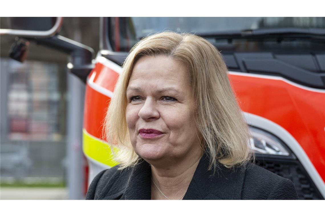 Bundesinnenministerin Nancy Faeser stellt am Dienstag die neuesten Zahlen vor. (Archivbild)