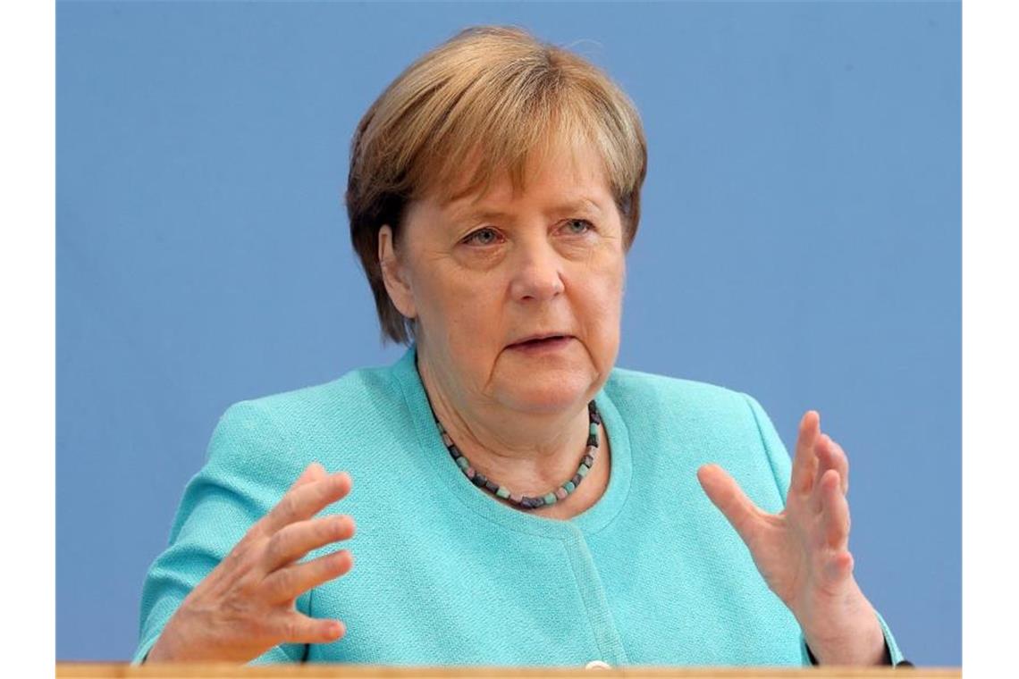 Merkel ruft künftige Regierung zu Reformbereitschaft auf Bundeskanzlerin Angela Merkel (CDU) in der Bundespressekonferenz. Foto: Wolfgang Kumm/dpa
